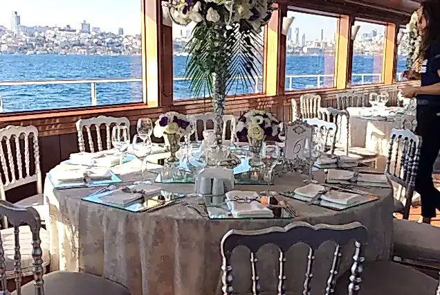 Yacht Weddings