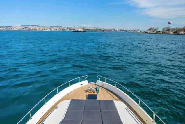 Premium Package Yacht 1