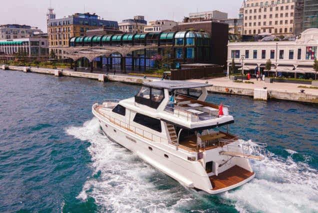 Premium Package Yacht 1