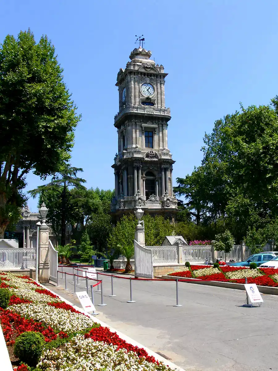 Dolmabahçe Palace And Bosphorus Cruise