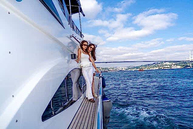 Bosphorus Sightseeing Yacht Cruise