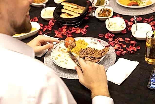 Private Bosphorus Dinner Yacht Cruise