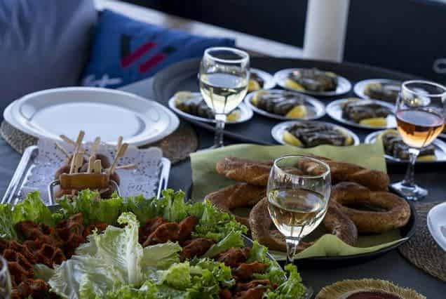Private Bosphorus Lunch Yacht Cruise